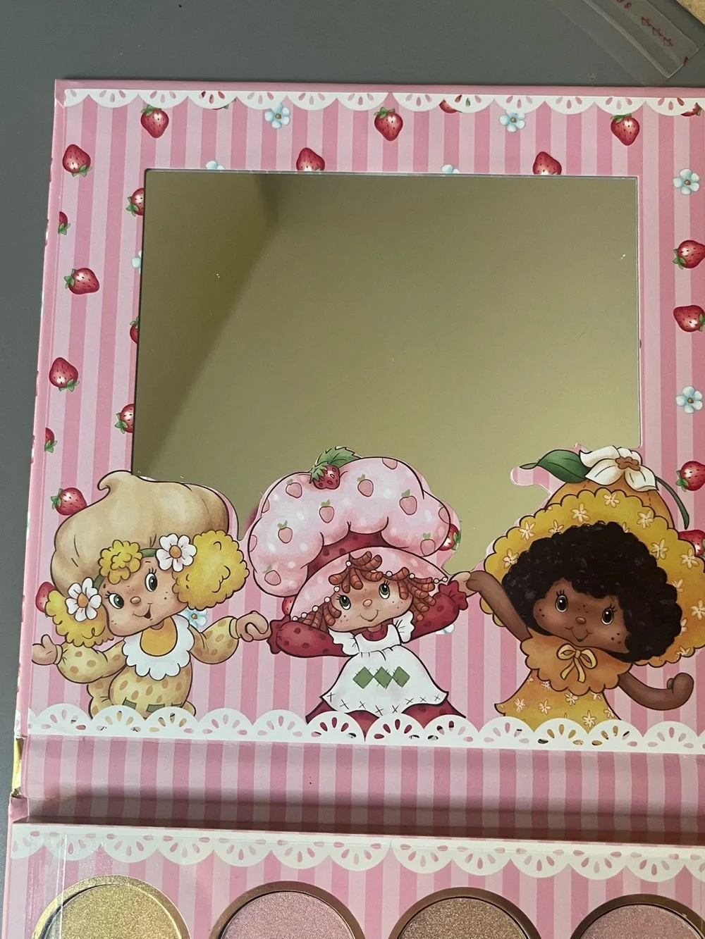 Strawberry Shortcake Eyeshadow Palette - 12 Shade Women Makeup- NIB